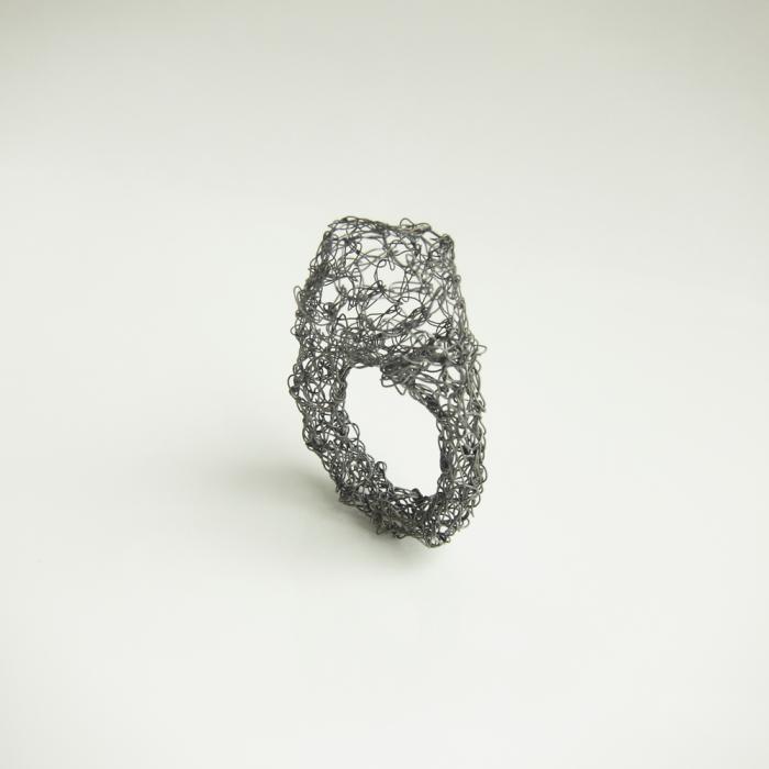 Wire Ring 02 by Rudee Tancharoen