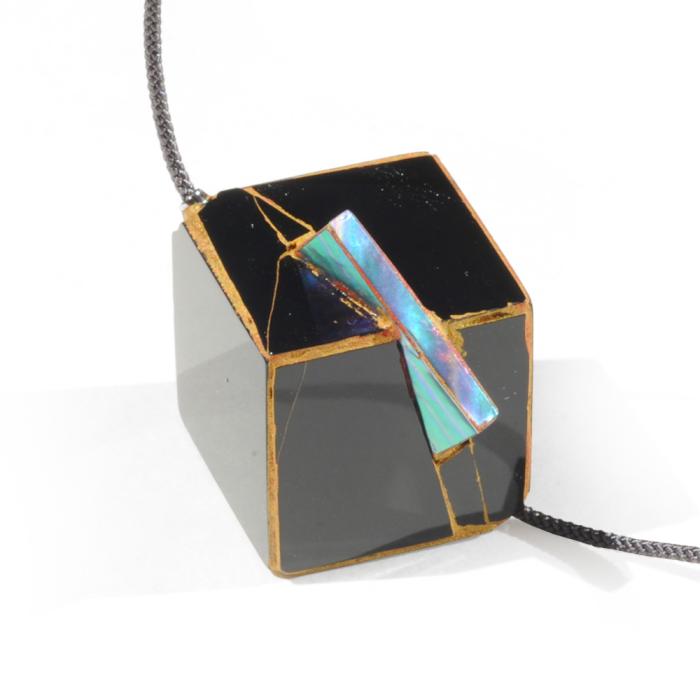 Urushi Cube by Kimiaki Kageyama