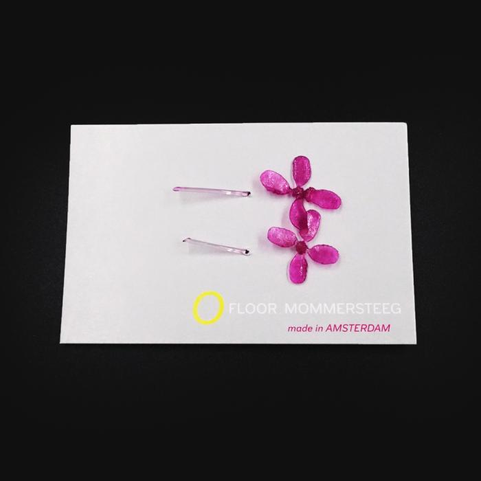 Earpin, Flower by Floor Mommersteeg