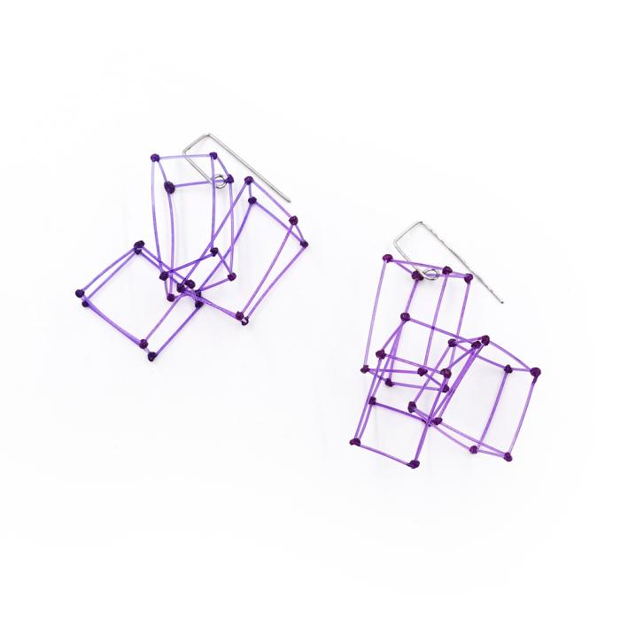 Ear Pendant Cube - Purple by Floor Mommersteeg