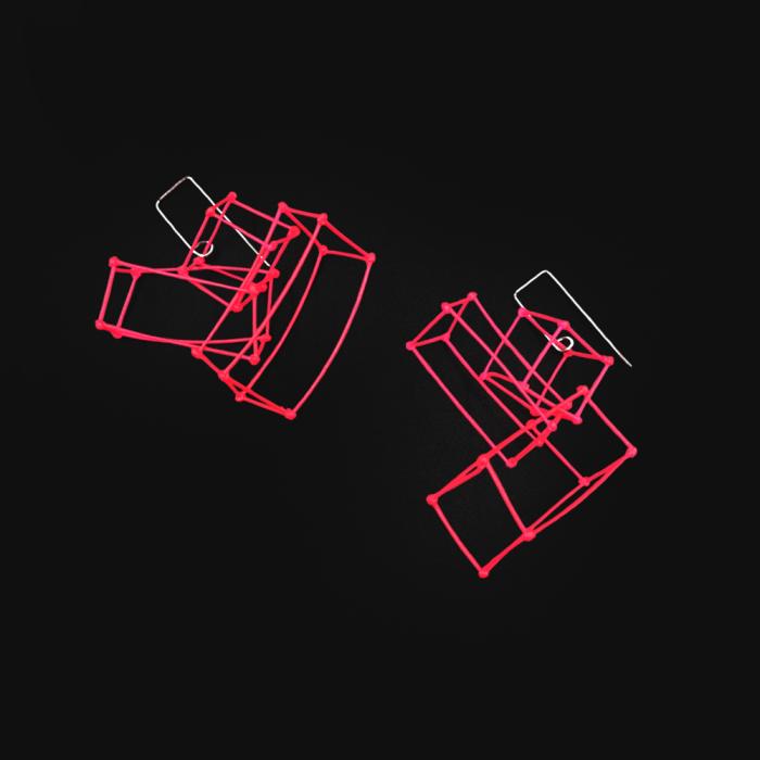 Ear Pendant Cube - Pink by Floor Mommersteeg