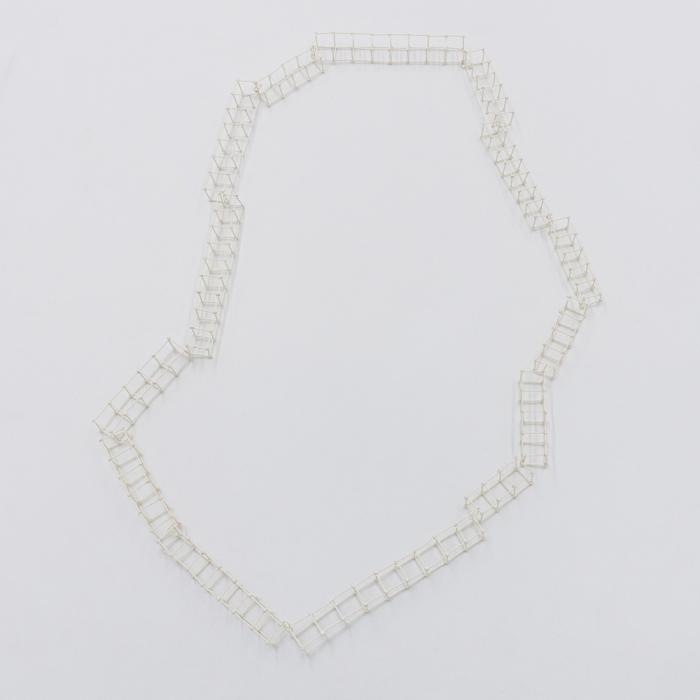 Necklace_White by Floor Mommersteeg